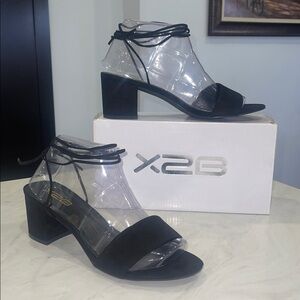 New!! ✨ “X2B” Women's Black Block Heel Suede Sandals Ankle Wrap- Size 9 👡